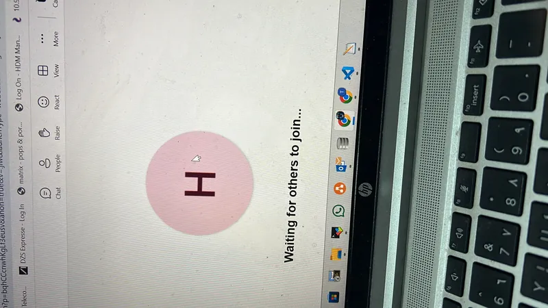 Qq